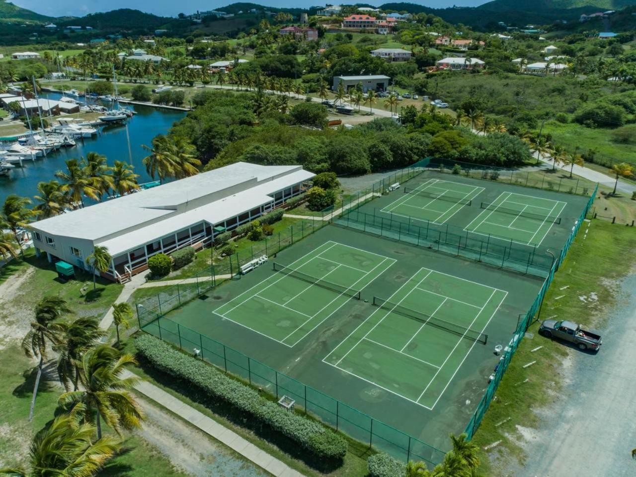 Tamarind Reef Resort Spa & Marina Christiansted Exteriér fotografie